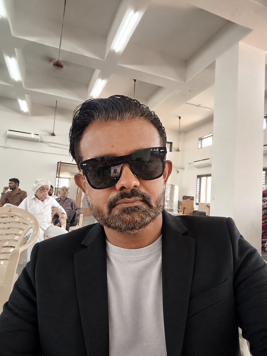 Ishwar chauhan - Singer (ગાયક) artist